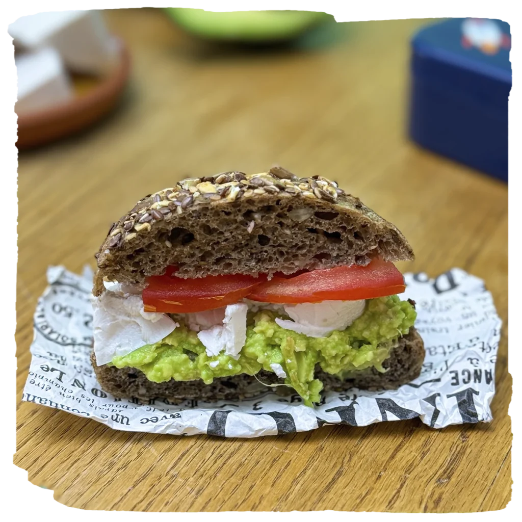 Avocado-Ziegenkäse-Sandwich